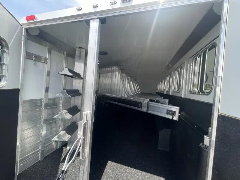 used Horse Trailers 4-Star Trailers  for sale, in Walla Walla, WA Thumbnail 13