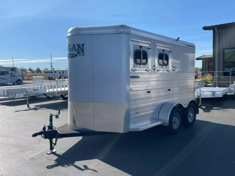 used Horse Trailers Logan Coach  for sale, in Walla Walla, WA Thumbnail 3