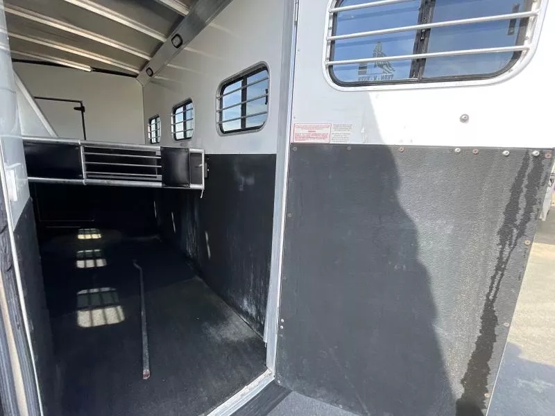used Horse Trailers Sundowner Trailers  for sale, in Walla Walla, WA Thumbnail 13