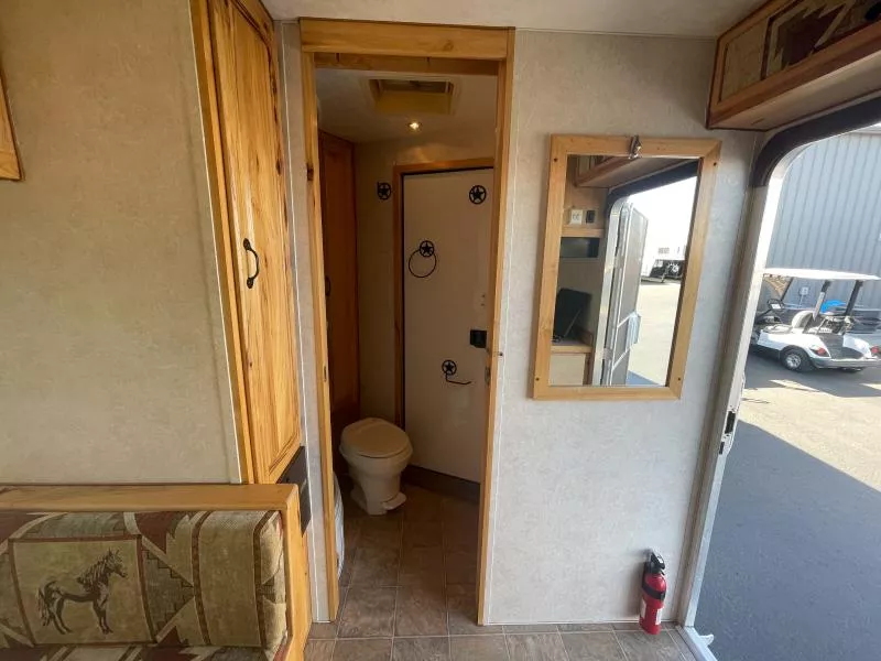 used Horse Trailers Featherlite  for sale, in Walla Walla, WA Thumbnail 18