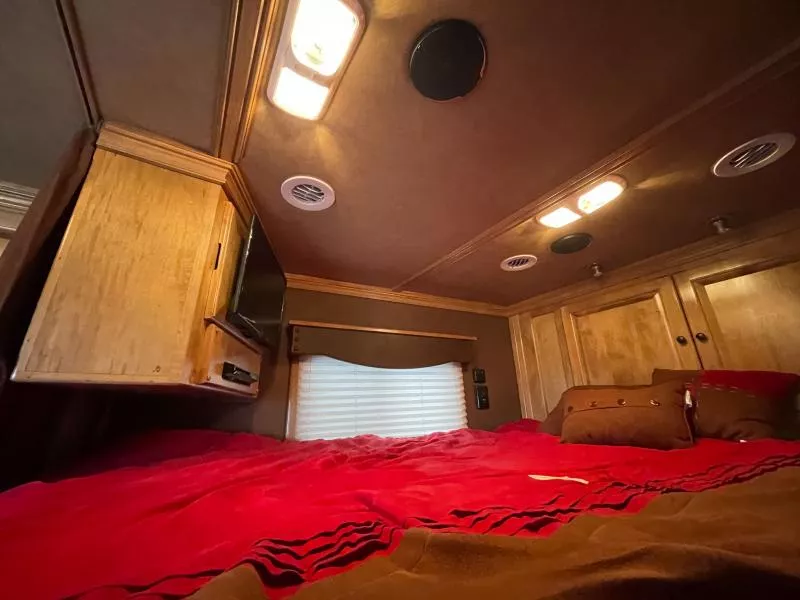 used Stock / Stock Combo Trailers Platinum Coach  for sale, in Walla Walla, WA Thumbnail 38