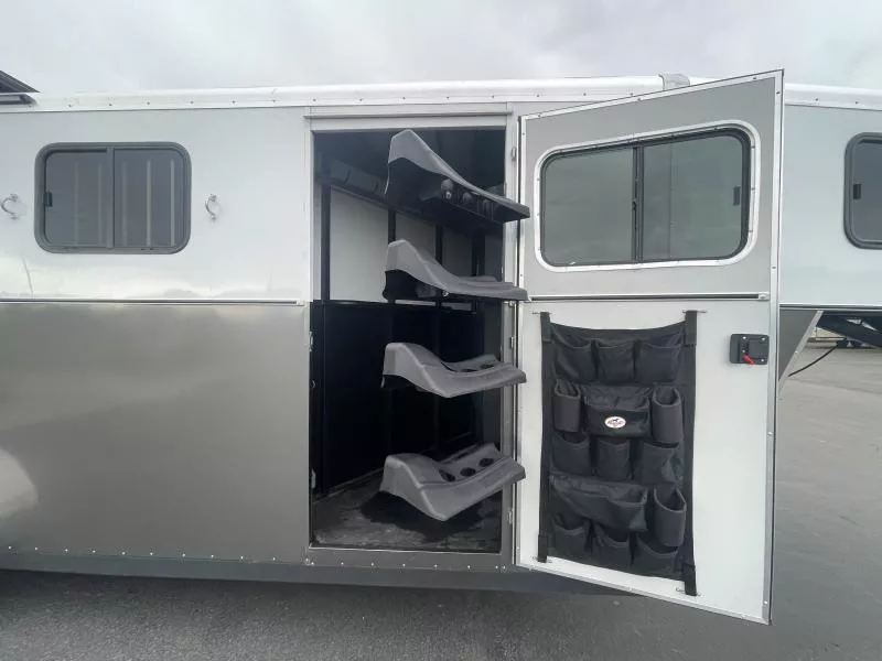 used Horse Trailers Charmac Trailers  for sale, in Walla Walla, WA Thumbnail 19