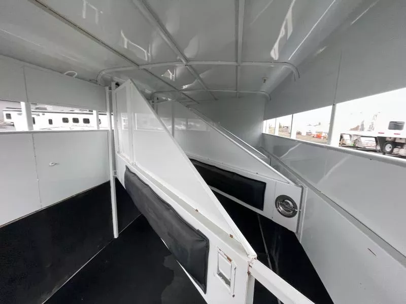 used Horse Trailers Trails West Manufacturing  for sale, in Walla Walla, WA Thumbnail 9