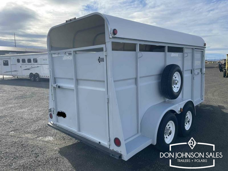Circle J Horse Trailers: Ultimate Durability for Your Horses