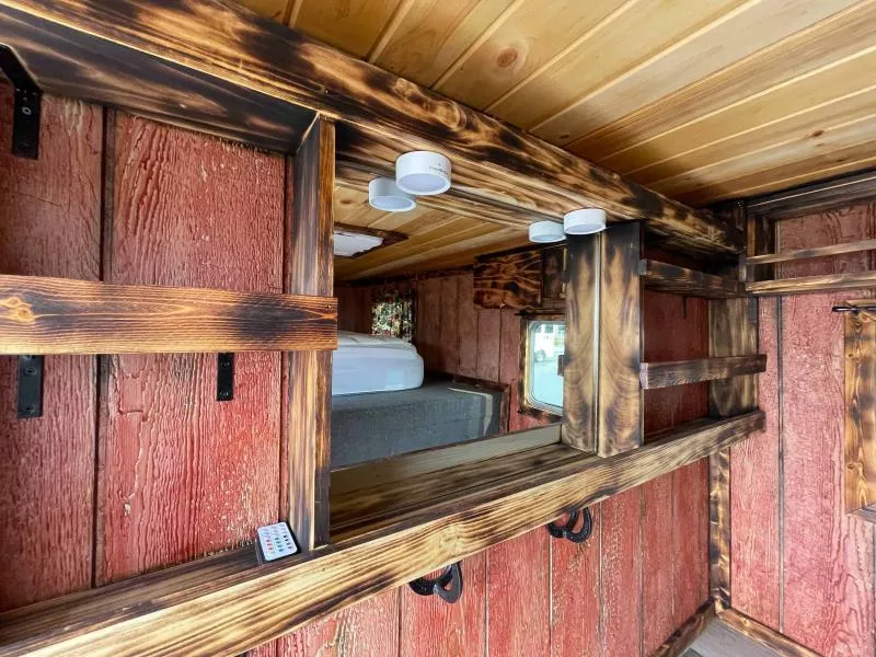 used Horse Trailers Featherlite  for sale, in Walla Walla, WA Thumbnail 48