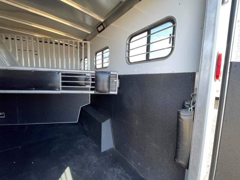 used Horse Trailers Sundowner Trailers  for sale, in Walla Walla, WA Thumbnail 21