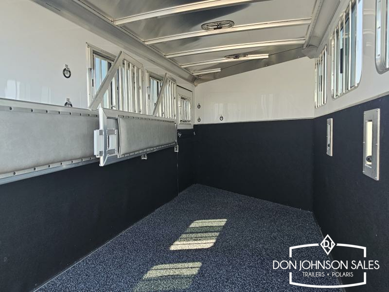 2024 Featherlite 9400 3H BP w/ Premier Tack