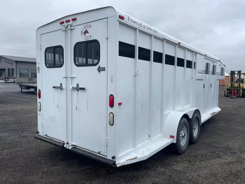 used Horse Trailers Trails West Manufacturing  for sale, in Walla Walla, WA Thumbnail 15