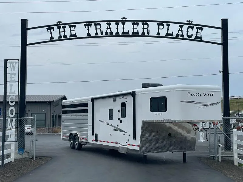 2026 Trails West Santa Fe 11x15 Stock LQ GN w/16' Stock Back + 8'w x 7'6"t + SO + Mid Tack