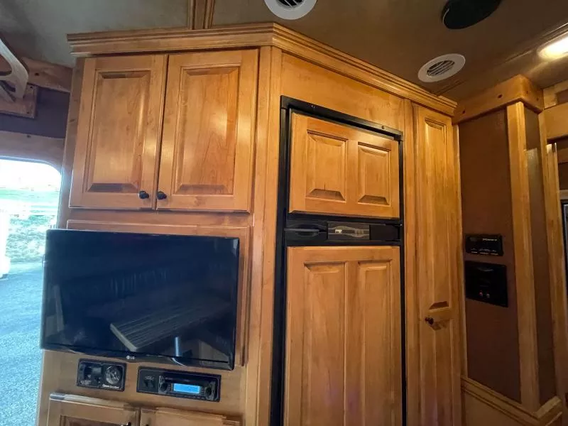 used Stock / Stock Combo Trailers Platinum Coach  for sale, in Walla Walla, WA Thumbnail 46