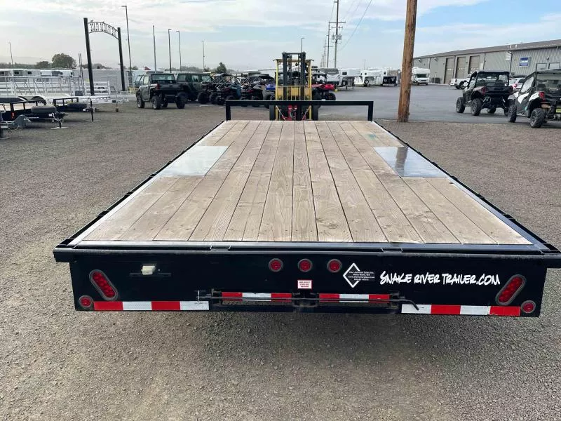 used Equipment / Flatbed Trailers Snake River  for sale, in Walla Walla, WA Thumbnail 9