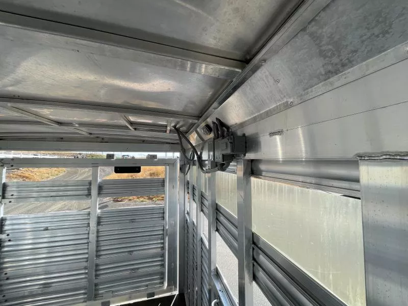 used Stock / Stock Combo Trailers Bison Trailers  for sale, in Walla Walla, WA Thumbnail 23