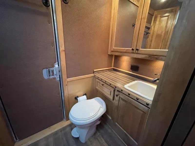 used Stock / Stock Combo Trailers Platinum Coach  for sale, in Walla Walla, WA Thumbnail 49