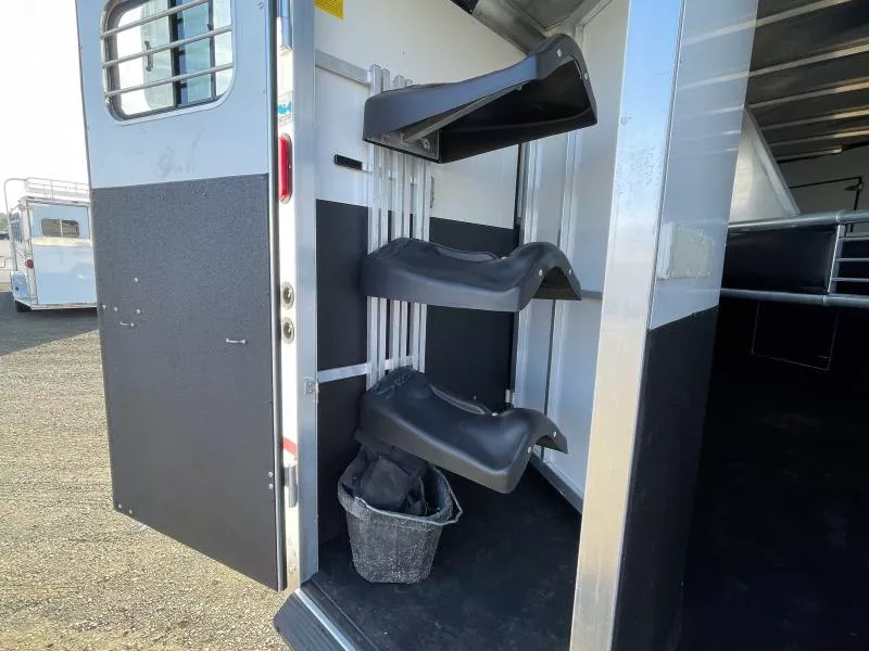 used Horse Trailers Sundowner Trailers  for sale, in Walla Walla, WA Thumbnail 23