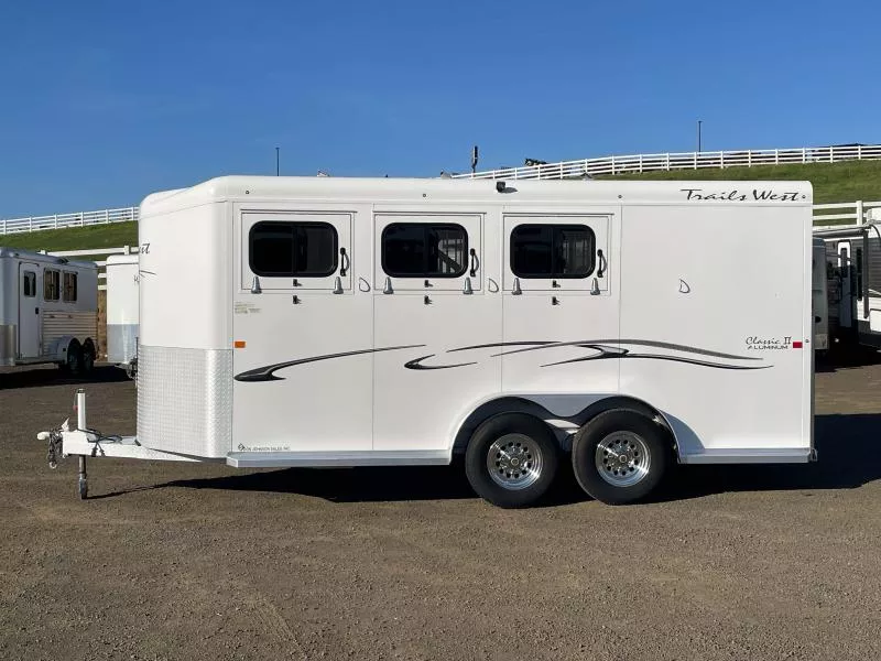 used Horse Trailers Trails West Manufacturing  for sale, in Walla Walla, WA Thumbnail 4