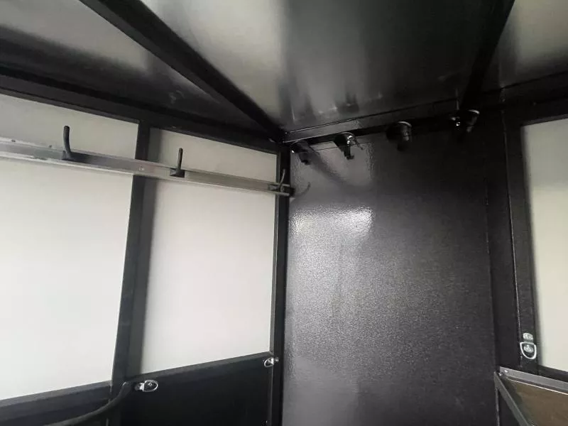 used Horse Trailers Charmac Trailers  for sale, in Walla Walla, WA Thumbnail 22