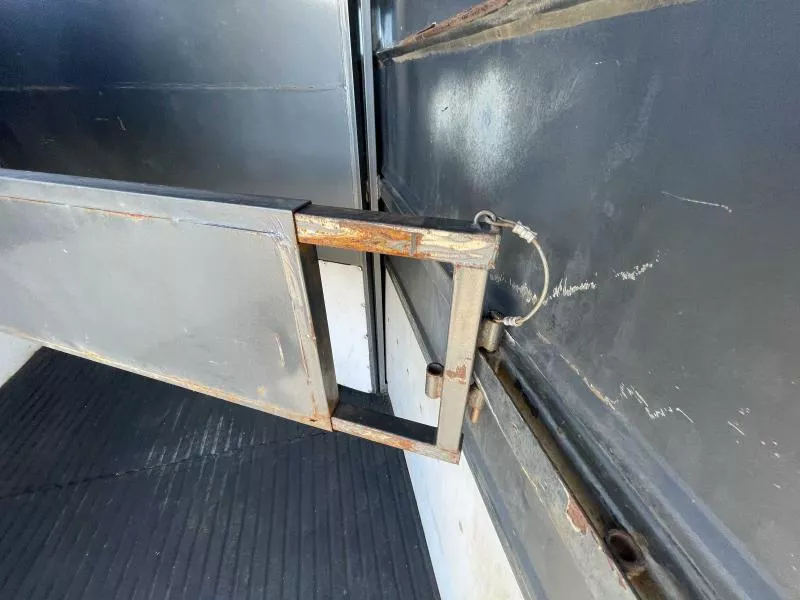 used Horse Trailers Charmac Trailers  for sale, in Walla Walla, WA Thumbnail 14