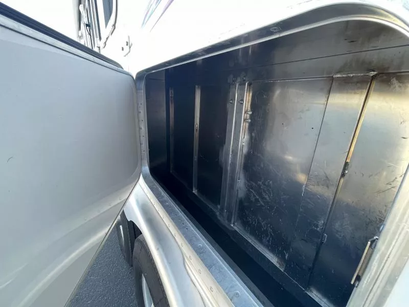 used Horse Trailers Featherlite  for sale, in Walla Walla, WA Thumbnail 32