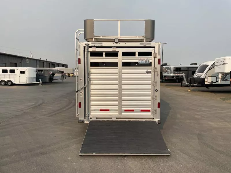 used Horse Trailers Featherlite  for sale, in Walla Walla, WA Thumbnail 15