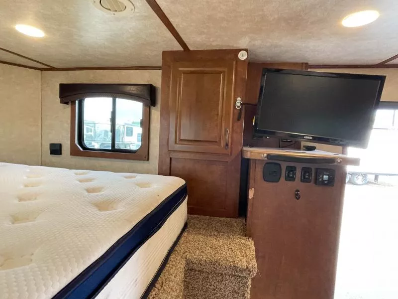 used Stock / Stock Combo Trailers Bison Trailers  for sale, in Walla Walla, WA Thumbnail 31