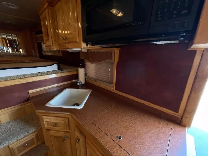 used Horse Trailers Platinum Coach  for sale, in Walla Walla, WA Thumbnail 27