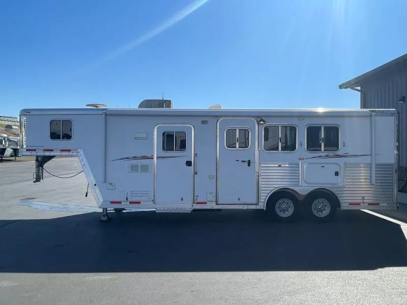 used Horse Trailers Featherlite  for sale, in Walla Walla, WA Thumbnail 4