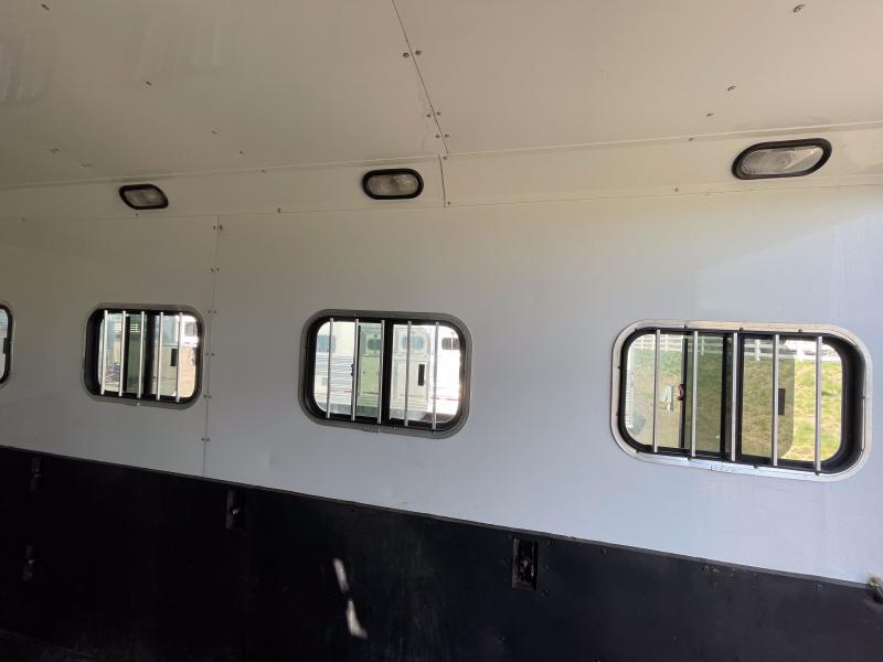 used Horse Trailers SilverLite Trailers  for sale, in Walla Walla, WA Thumbnail 18