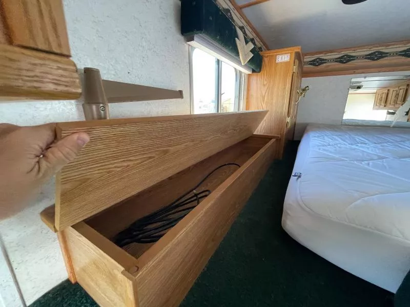 used Horse Trailers Featherlite  for sale, in Walla Walla, WA Thumbnail 36