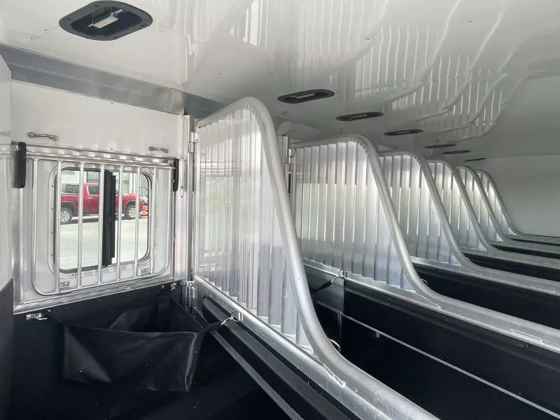 used Horse Trailers 4-Star Trailers  for sale, in Walla Walla, WA Thumbnail 16