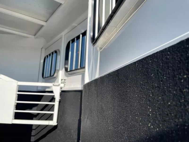 used Horse Trailers Trails West Manufacturing  for sale, in Walla Walla, WA Thumbnail 11