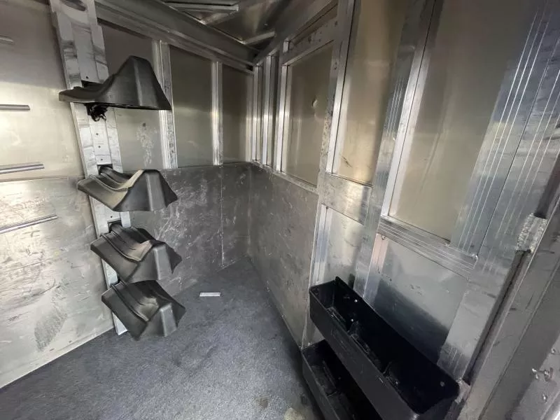 used Horse Trailers Featherlite  for sale, in Walla Walla, WA Thumbnail 9