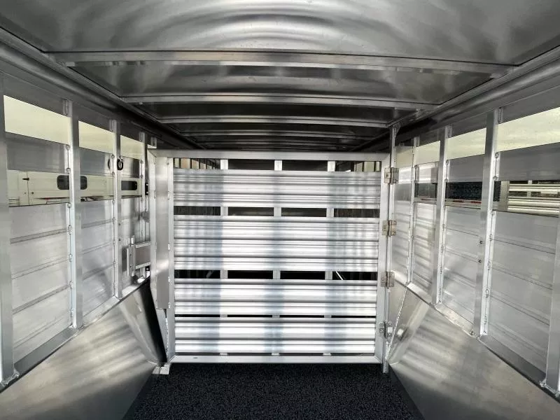 new Horse Trailers Featherlite  for sale, in Walla Walla, WA Thumbnail 13