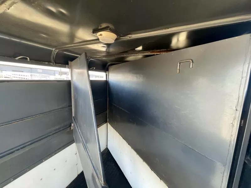 used Horse Trailers Charmac Trailers  for sale, in Walla Walla, WA Thumbnail 16