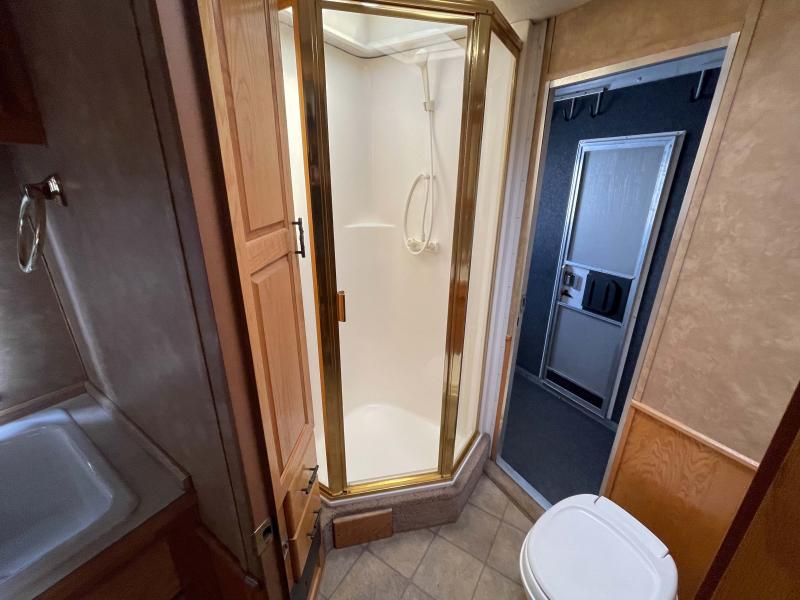 used Horse Trailers SilverLite Trailers  for sale, in Walla Walla, WA Thumbnail 52