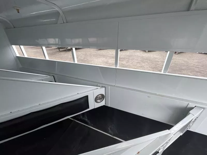 used Horse Trailers Trails West Manufacturing  for sale, in Walla Walla, WA Thumbnail 13