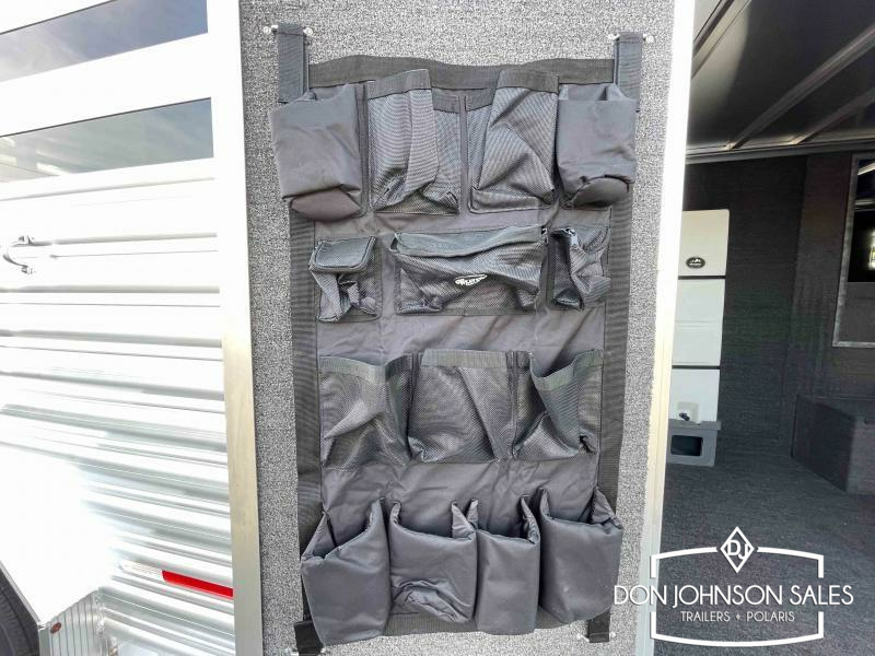 Featherlite 8413 20' 4H GN Horse Trailer w/Premier Tack
