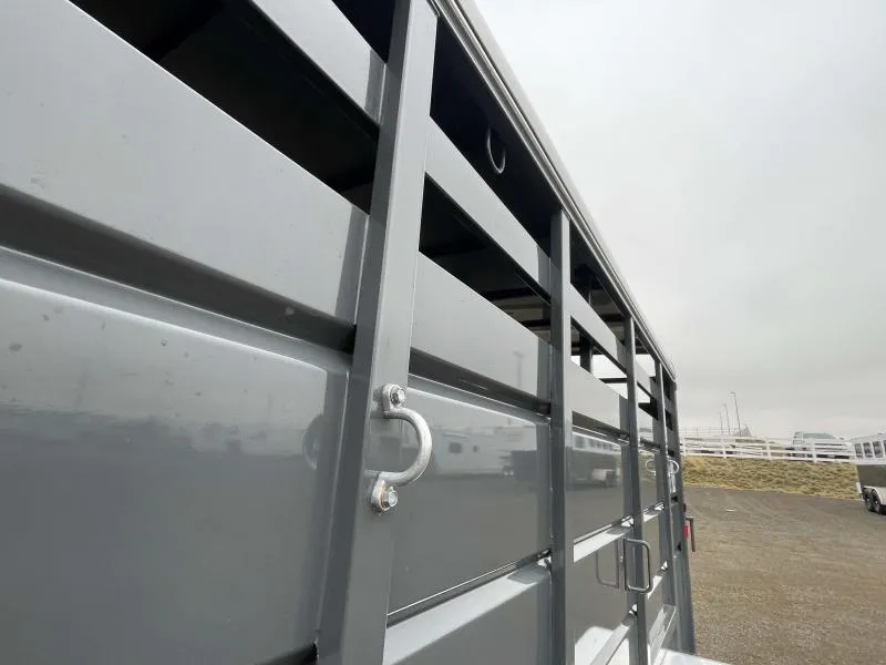 used Horse Trailers C & B Quality Trailers  for sale, in Walla Walla, WA Thumbnail 5