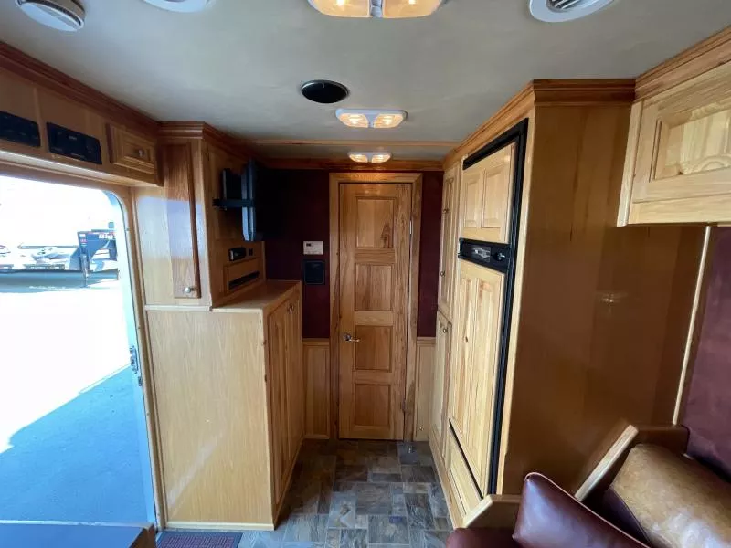 used Horse Trailers Platinum Coach  for sale, in Walla Walla, WA Thumbnail 31