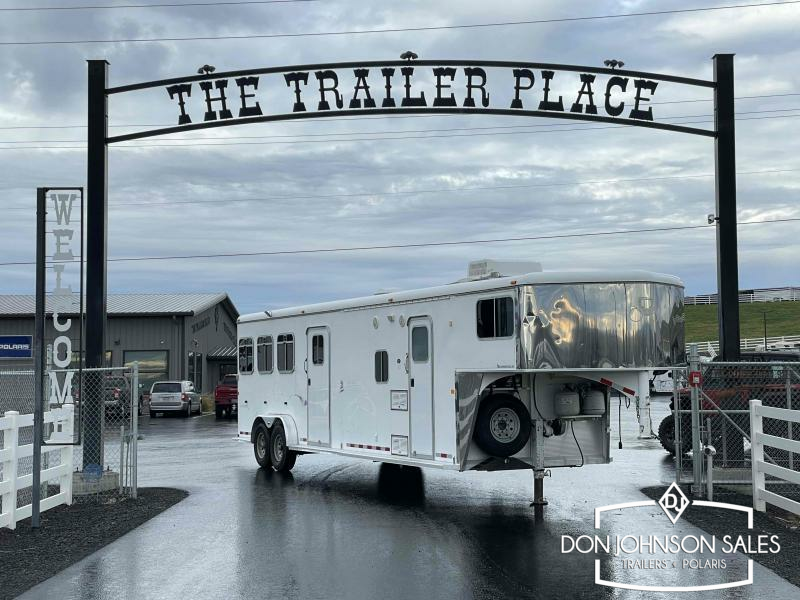 2005 Logan Coach 3H LQ GN Horse Trailer Trailers Sales in Walla Walla