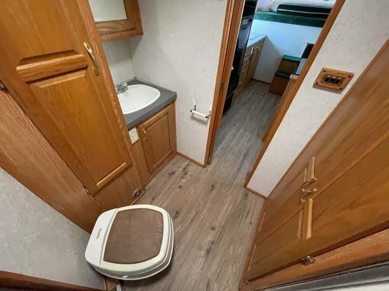 used Horse Trailers Featherlite  for sale, in Walla Walla, WA Thumbnail 48