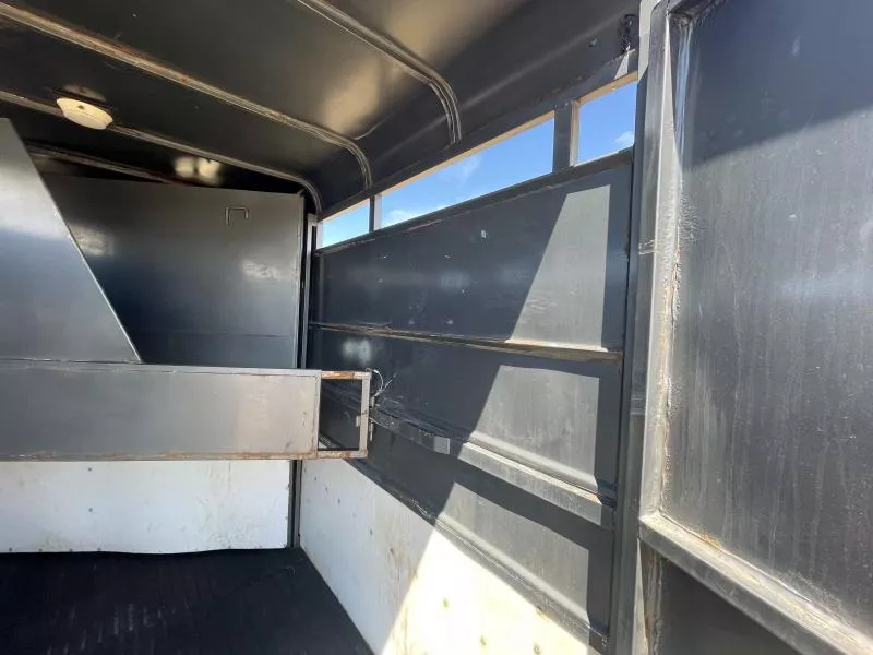 used Horse Trailers Charmac Trailers  for sale, in Walla Walla, WA Thumbnail 13