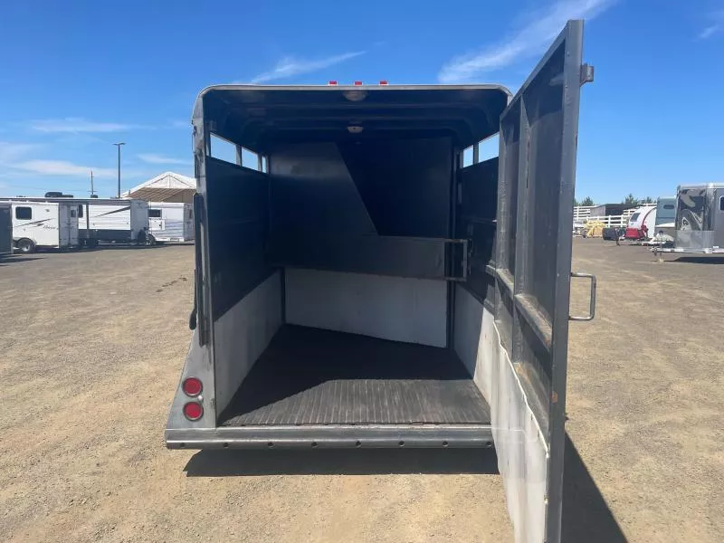 used Horse Trailers Charmac Trailers  for sale, in Walla Walla, WA Thumbnail 10
