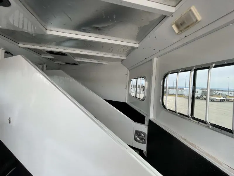 used Horse Trailers Trails West Manufacturing  for sale, in Walla Walla, WA Thumbnail 11