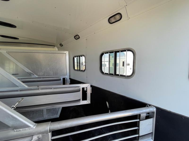 used Horse Trailers SilverLite Trailers  for sale, in Walla Walla, WA Thumbnail 20