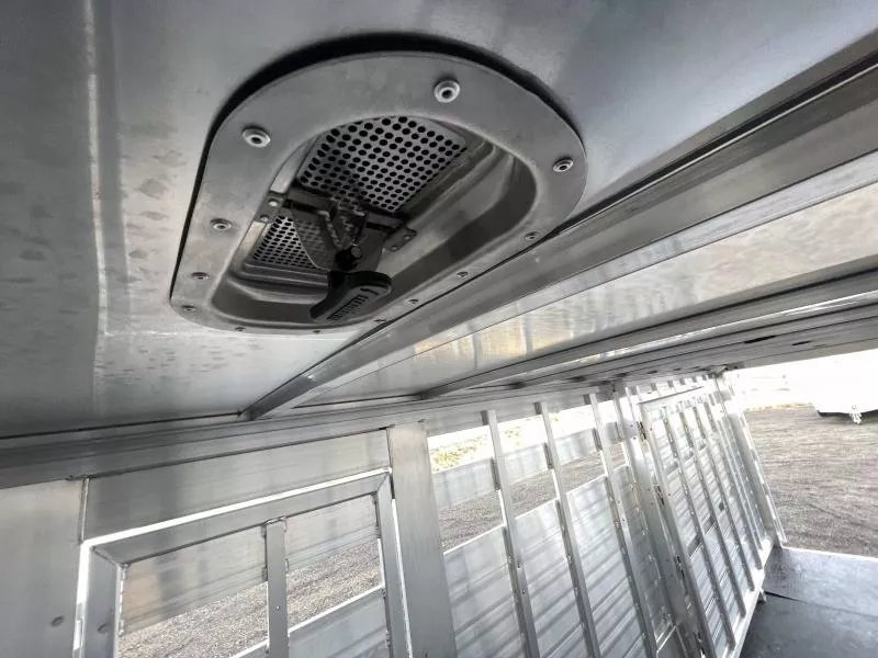 new Horse Trailers Featherlite  for sale, in Walla Walla, WA Thumbnail 16