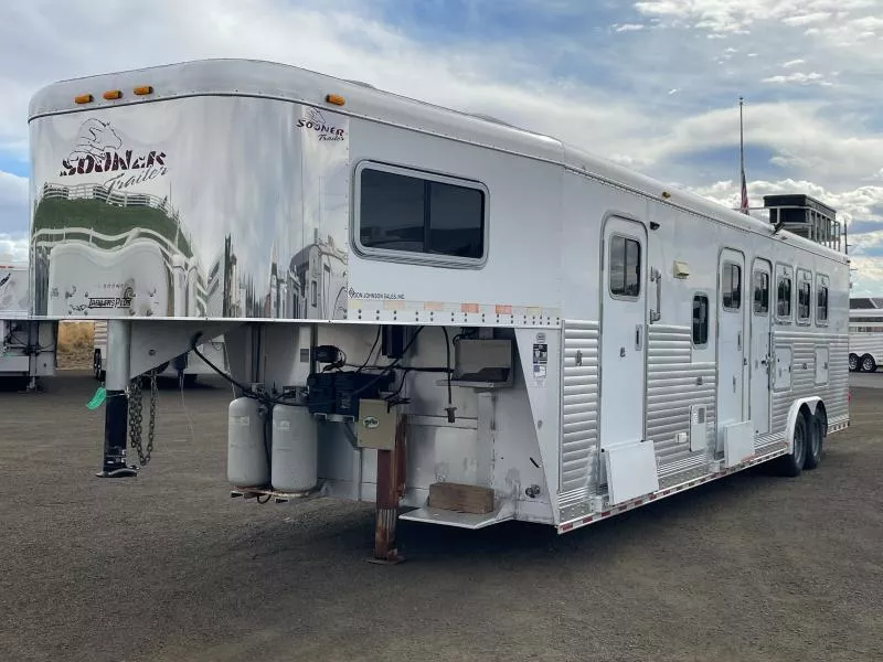 used Horse Trailers Sooner  for sale, in Walla Walla, WA Thumbnail 3