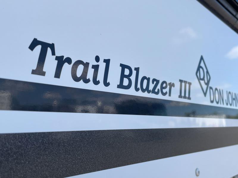 used Horse Trailers Sundowner Trailers  for sale, in Walla Walla, WA Thumbnail 4