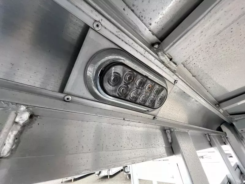 used Stock / Stock Combo Trailers Platinum Coach  for sale, in Walla Walla, WA Thumbnail 17