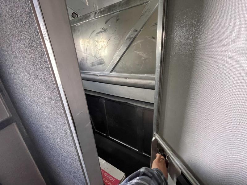 used Horse Trailers SilverLite Trailers  for sale, in Walla Walla, WA Thumbnail 58