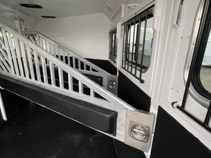 used Horse Trailers Trails West  for sale, in Walla Walla, WA Thumbnail 12